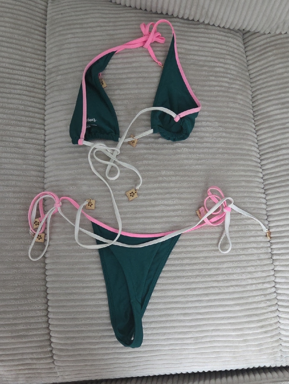 Kulani Kinis Green Swumsuit Set With Bright Colored Outlines - Picture 2 of 5